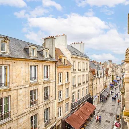 L'ecuyere - T2 - Hypercentre - Balcon Apartment *